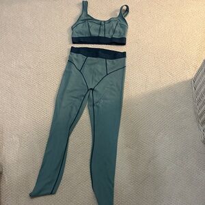 Fabletics Teal Sports Bra and Leggings Set
